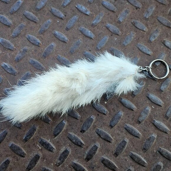 Real Fur Keys Holder White Hair Fur Handmade Keychain Key rings Handmade - Picture 9 of 12